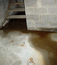 Flooding floor cracks by a hatchway door in Grapeview